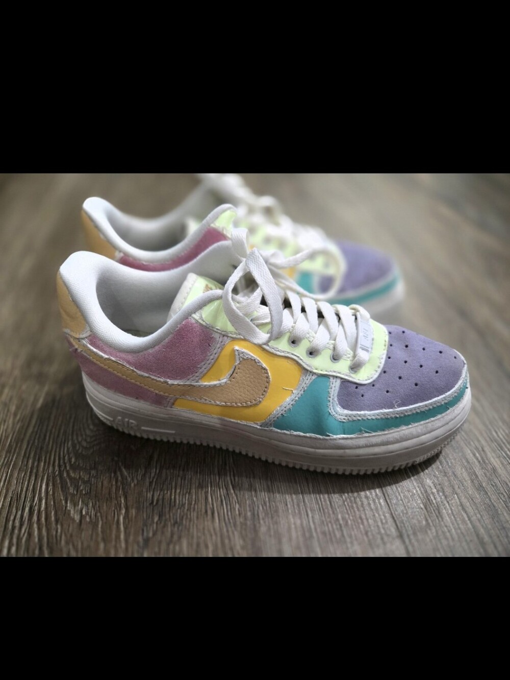 Nike Pastel Multi-Color Low-Top Sneakers